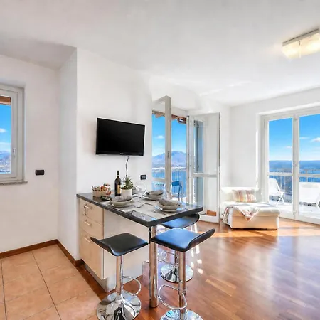 Апартаменти Penthouse The Magnifique View - Happy
