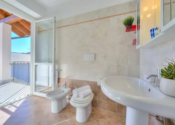 Penthouse The Magnifique View - Happy Stresa